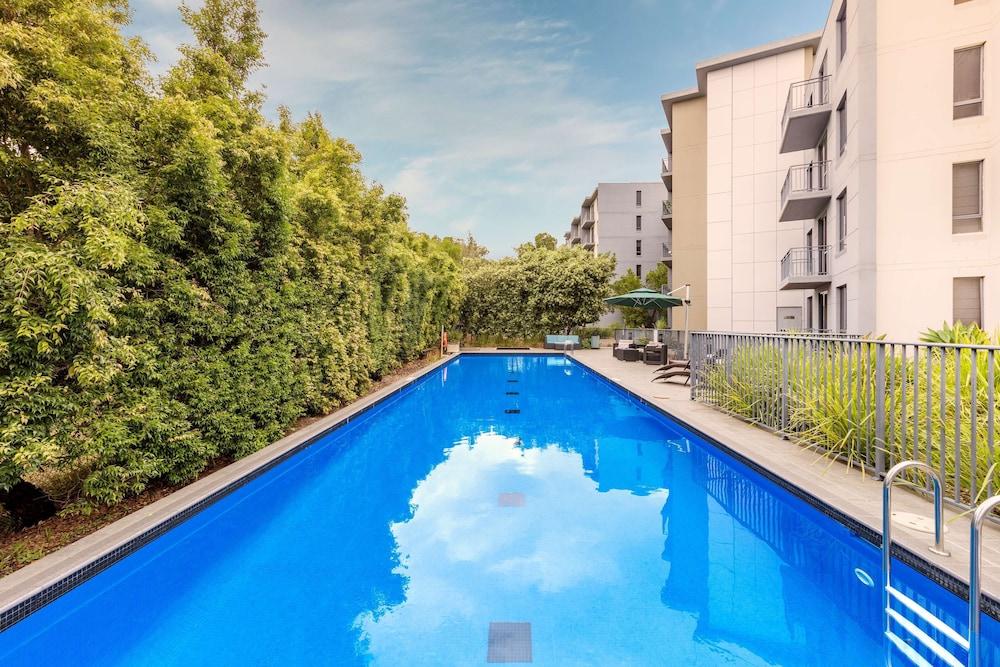 Oaks Sydney North Ryde Suites المظهر الخارجي الصورة