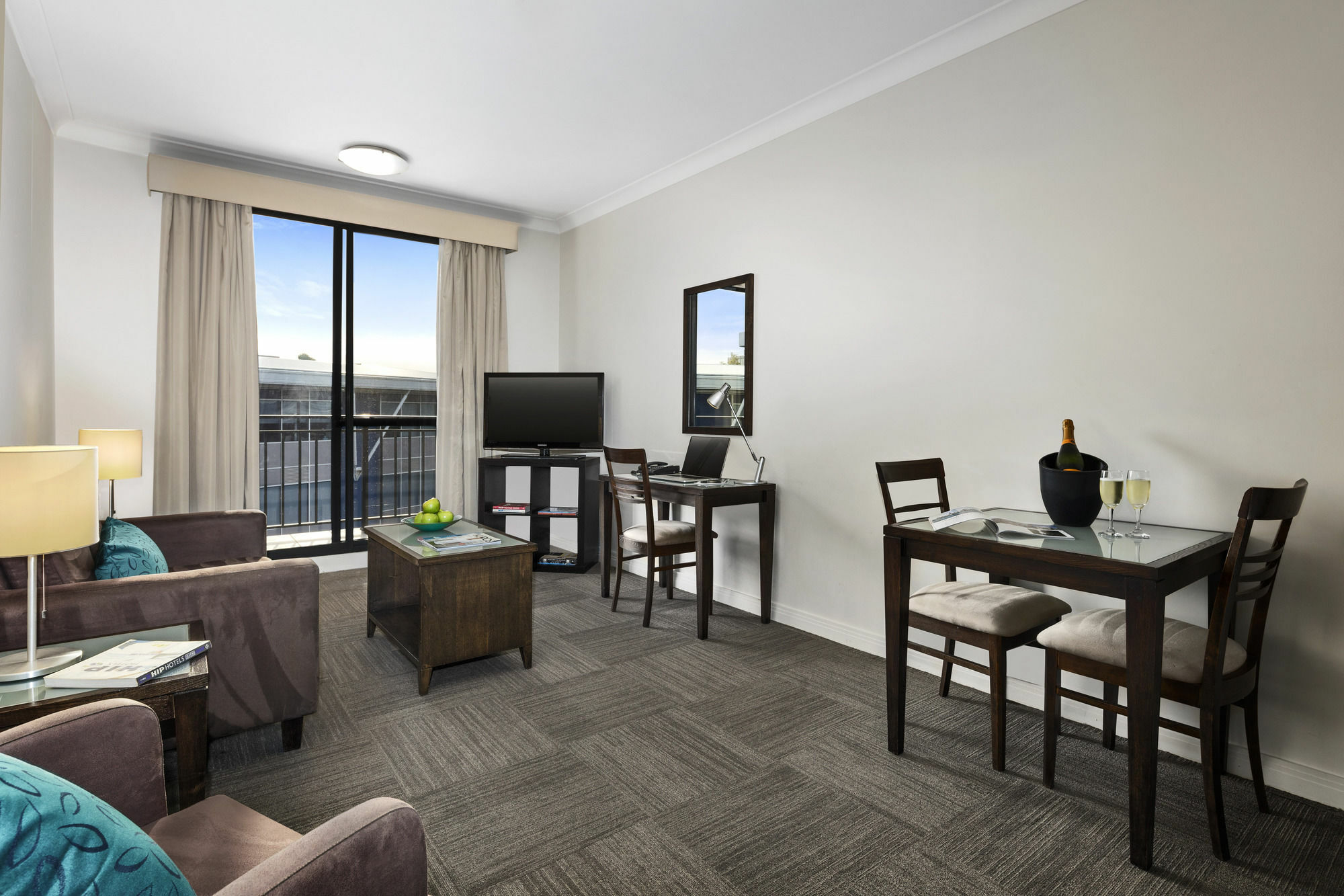 Oaks Sydney North Ryde Suites المظهر الخارجي الصورة